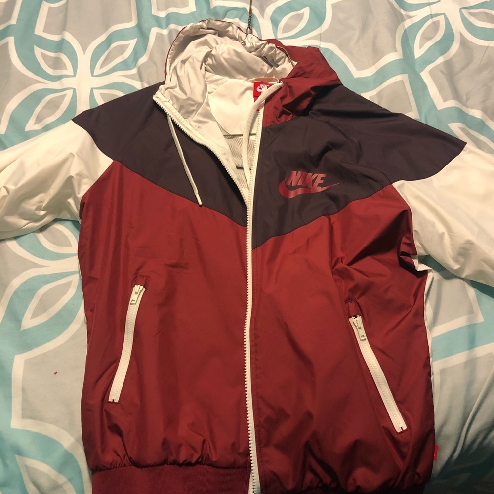 Nike windbreaker